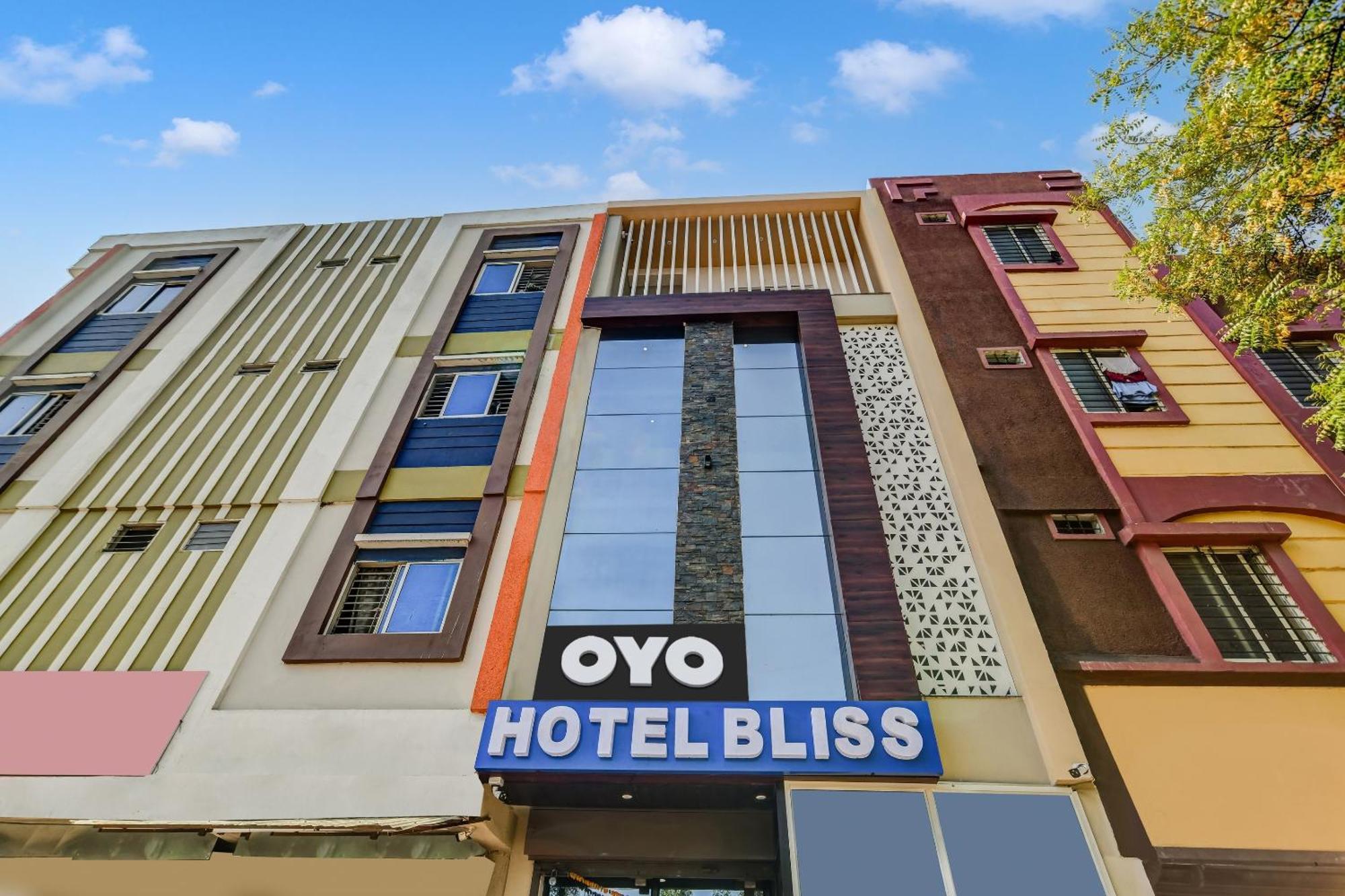 Hotel Oyo Flagship Bliss 3*